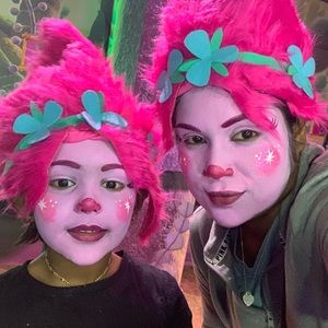 Meet your Posher, Yasme